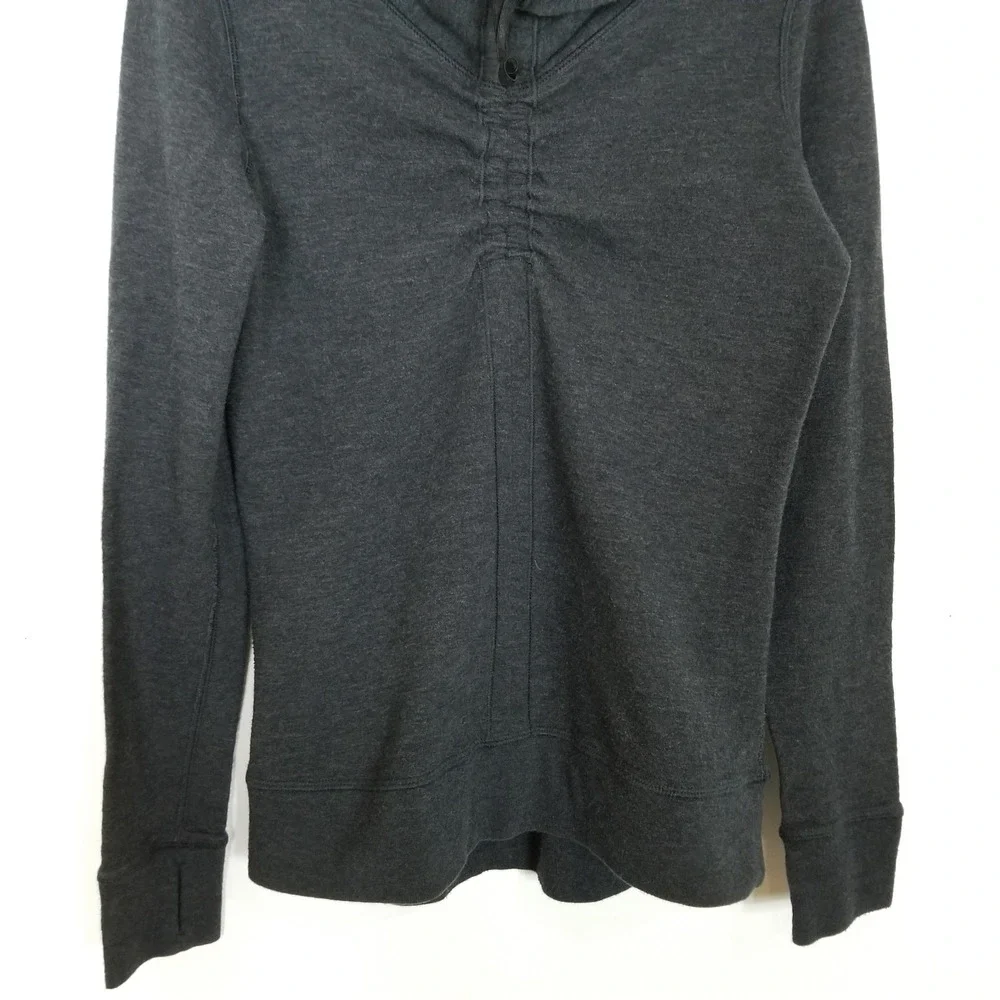 Lululemon In A Cinch Reversible Sweater Sweatshirt Sz 4 Striped Grey High Neck‎